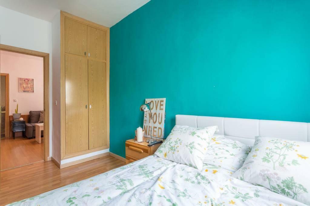 Apartamento Urgel マドリード エクステリア 写真