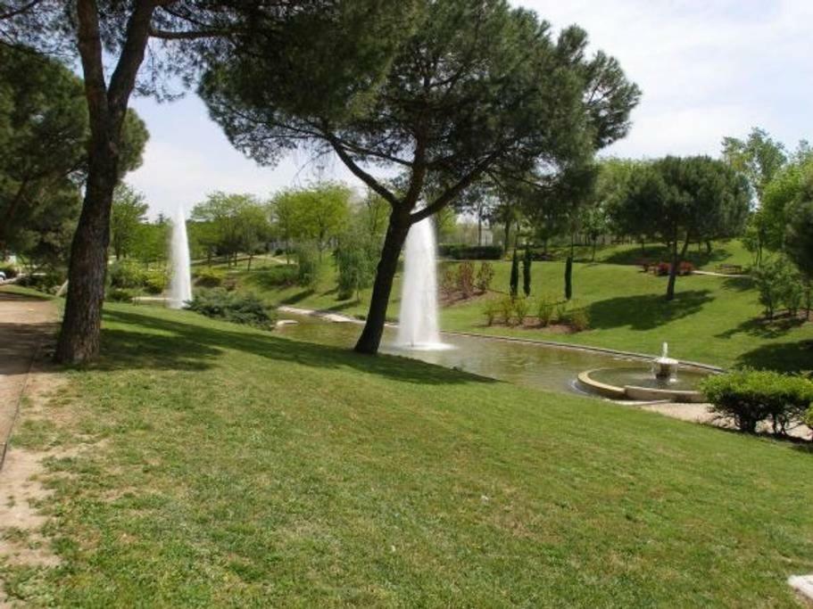 Apartamento Urgel マドリード エクステリア 写真