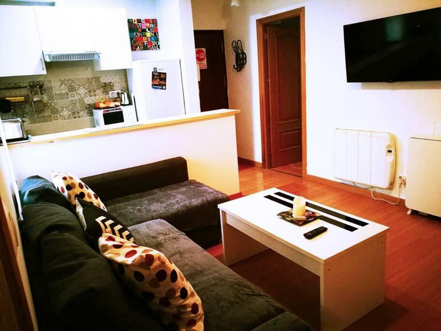 Apartamento Urgel マドリード エクステリア 写真